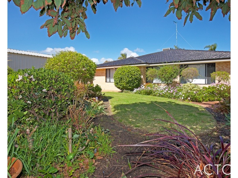 73 Willoughbridge Crescent, Erskine WA 6210