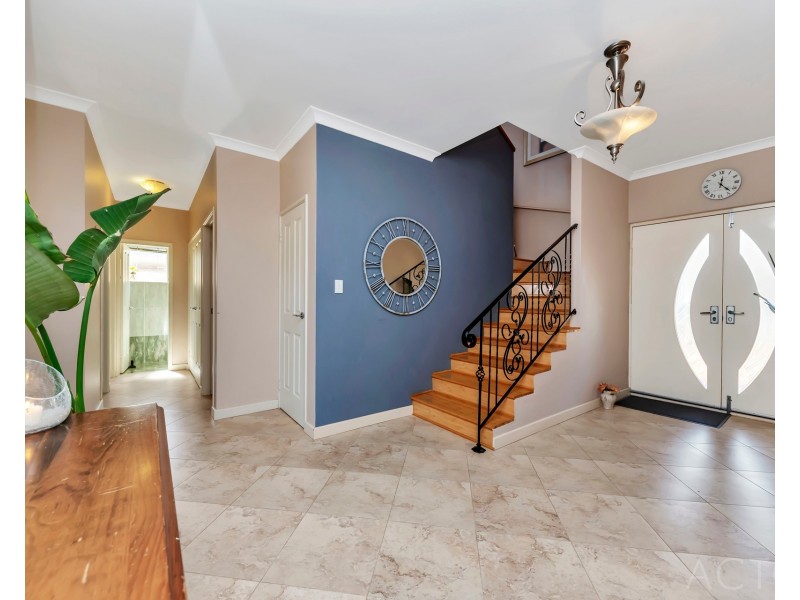 15 Cingalee Drive, Madora Bay WA 6210