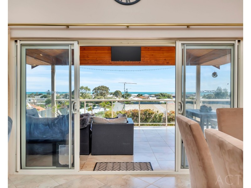 15 Cingalee Drive, Madora Bay WA 6210