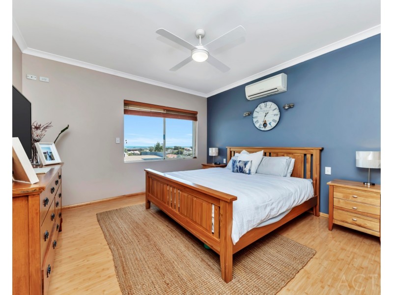 15 Cingalee Drive, Madora Bay WA 6210