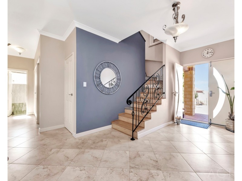 15 Cingalee Drive, Madora Bay WA 6210