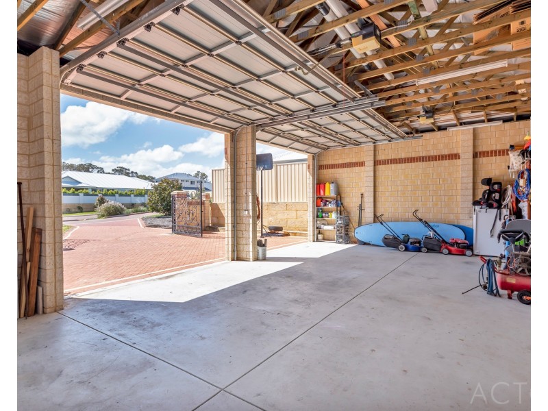 15 Cingalee Drive, Madora Bay WA 6210