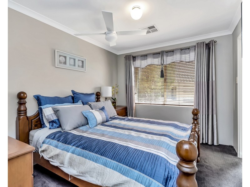 29 Carina Circle, Halls Head WA 6210
