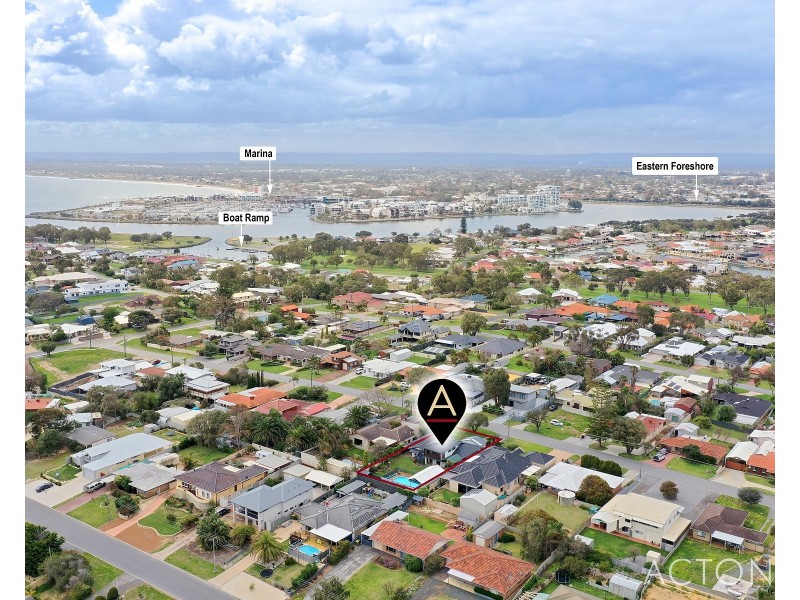 18 Lindley Road, Halls Head WA 6210