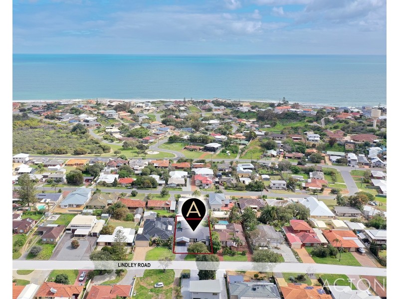 18 Lindley Road, Halls Head WA 6210