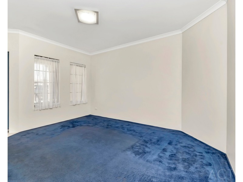 40 Malata Ridge, Lakelands WA 6180