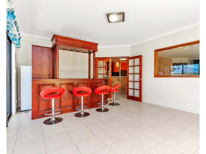 40 Malata Ridge, Lakelands WA 6180