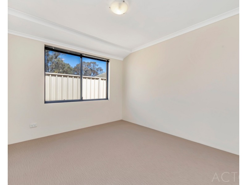 40 Malata Ridge, Lakelands WA 6180
