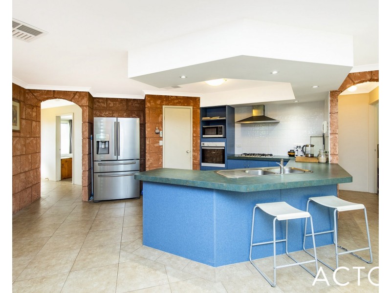 21 Cane Road, Greenfields WA 6210