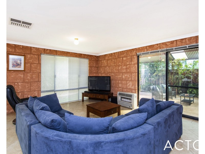 21 Cane Road, Greenfields WA 6210