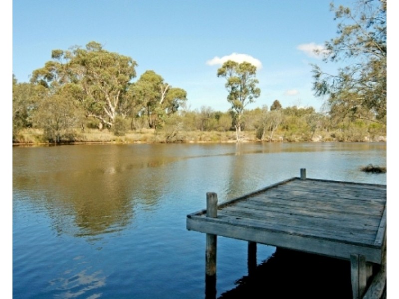 21 Cane Road, Greenfields WA 6210