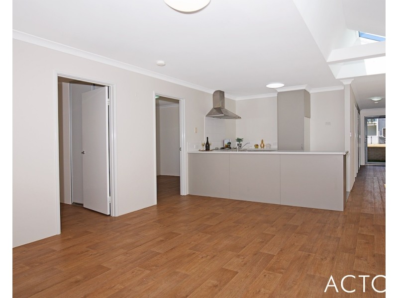 2/42 Olive Road, Falcon WA 6210