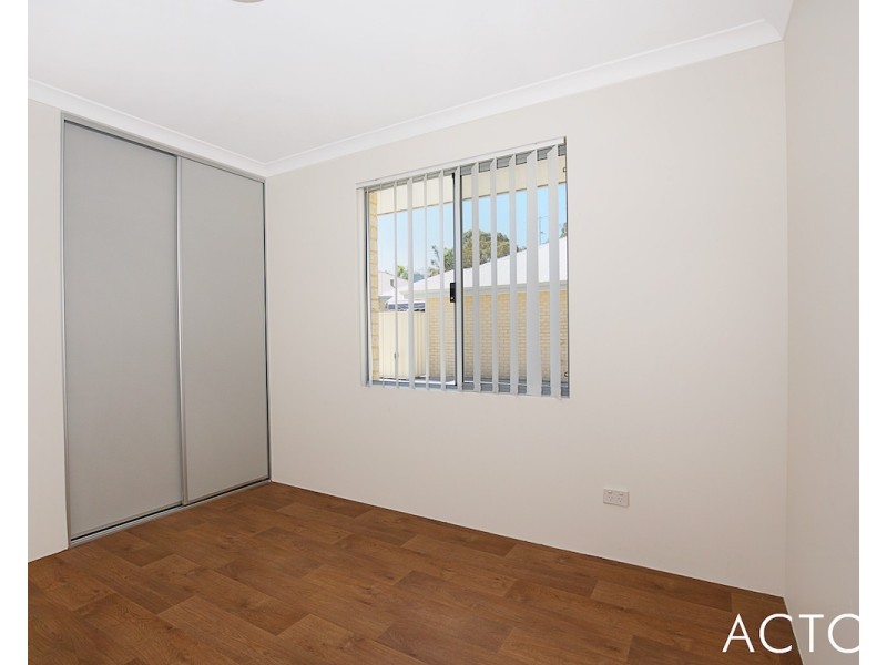 2/42 Olive Road, Falcon WA 6210