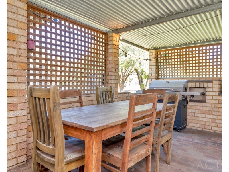 237 Young Road, Baldivis WA 6171