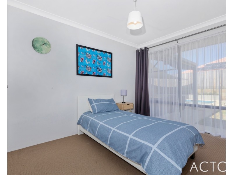 61 Carissa Turn, Halls Head WA 6210