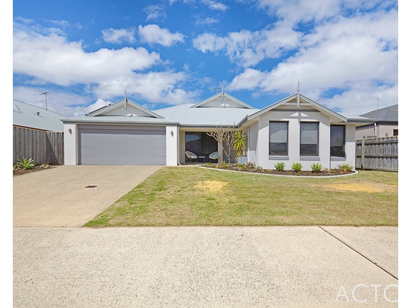 61 Carissa Turn, Halls Head WA 6210