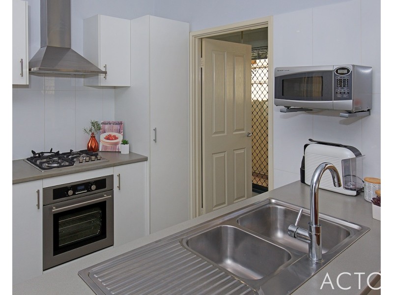 7/173 George Street, Queens Park WA 6107