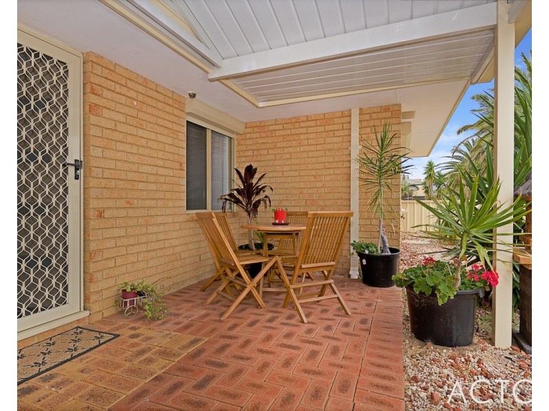 95A Peelwood Parade, Halls Head WA 6210