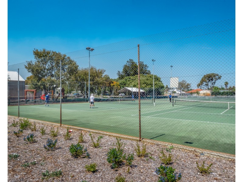 17 Cavender Street, Singleton WA 6175