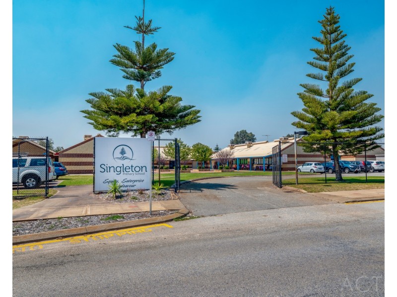 17 Cavender Street, Singleton WA 6175