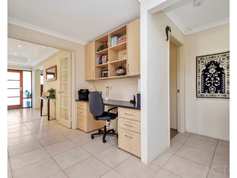 34 Bellavista Parade, Meadow Springs WA 6210