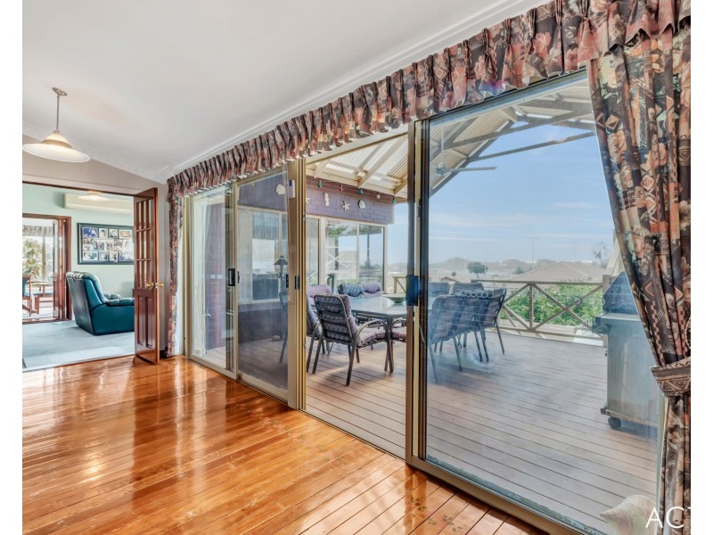 31 Hill Street, Halls Head WA 6210