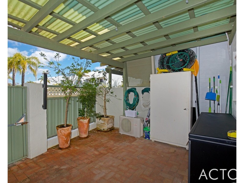 14/1 Banksia Terrace, South Yunderup WA 6208