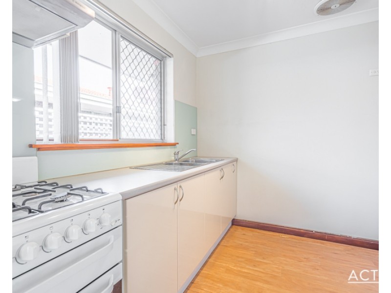 43 Thompson Street, Mandurah WA 6210