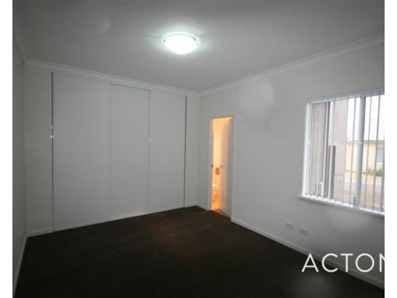 10/21 Southmead Green, Erskine WA 6210