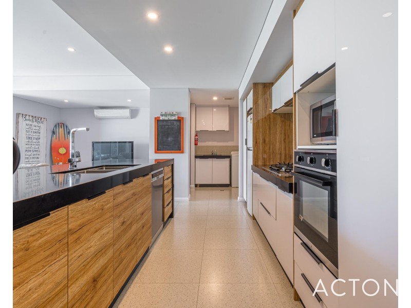 1/58 Acerosa Boulevard, Halls Head WA 6210