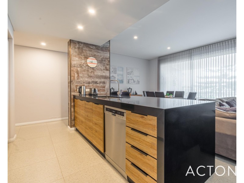 1/58 Acerosa Boulevard, Halls Head WA 6210