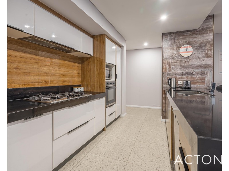 1/58 Acerosa Boulevard, Halls Head WA 6210