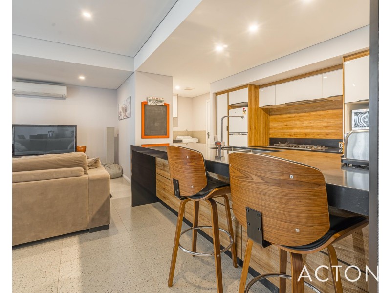 1/58 Acerosa Boulevard, Halls Head WA 6210