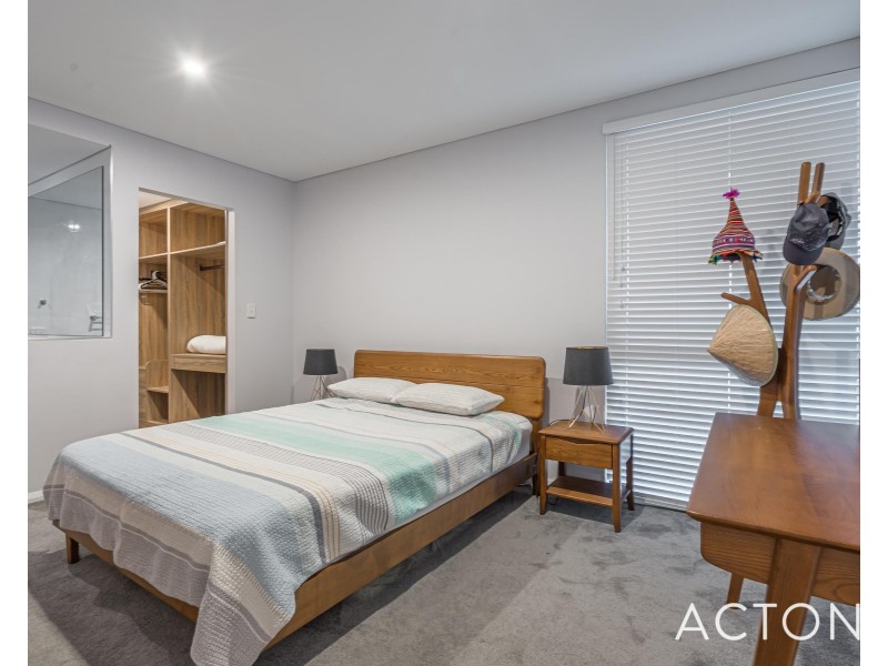 1/58 Acerosa Boulevard, Halls Head WA 6210