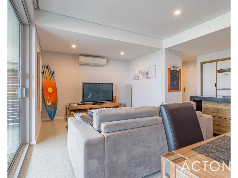 1/58 Acerosa Boulevard, Halls Head WA 6210