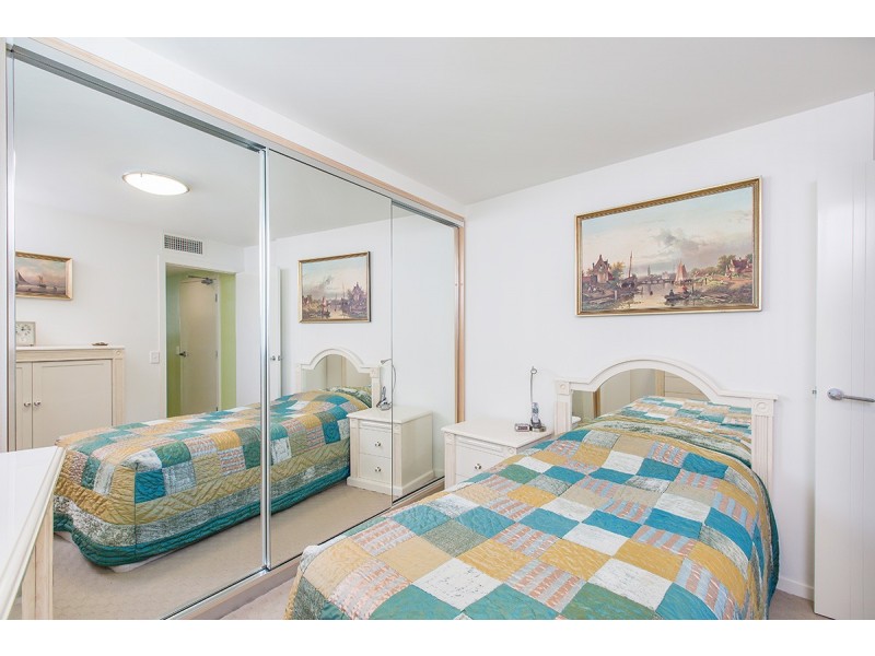 8/85 Marine Parade, Redcliffe QLD 4020