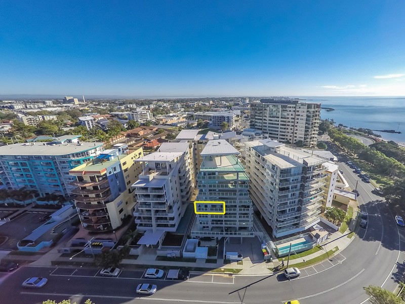 8/85 Marine Parade, Redcliffe QLD 4020
