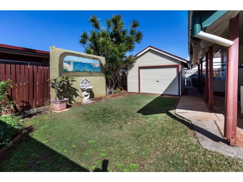566 Oxley Avenue, Scarborough QLD 4020