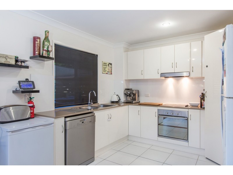 3/12 Wharf Street, Woody Point QLD 4019