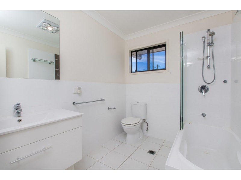 3/12 Wharf Street, Woody Point QLD 4019