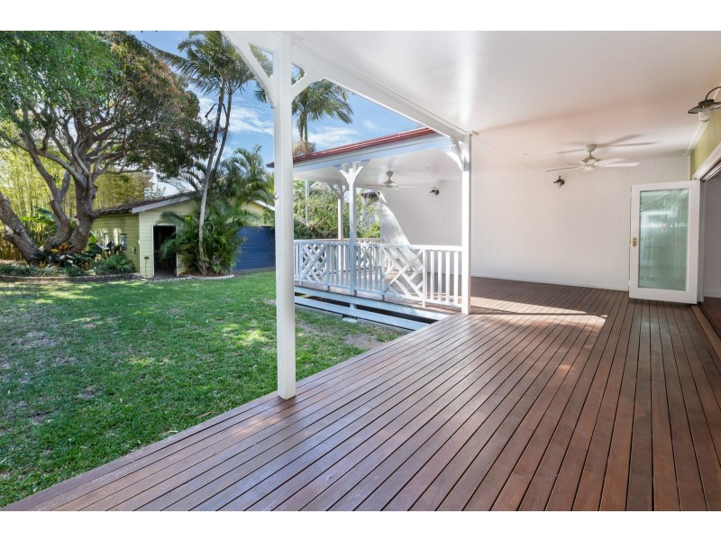 30 Bunton Street, Scarborough QLD 4020