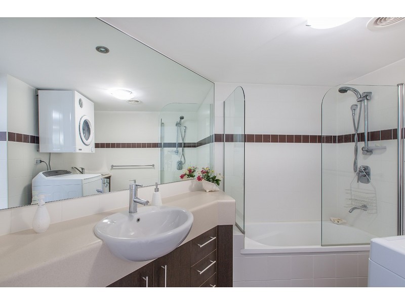 15/41-43 Marine Pde, Redcliffe QLD 4020
