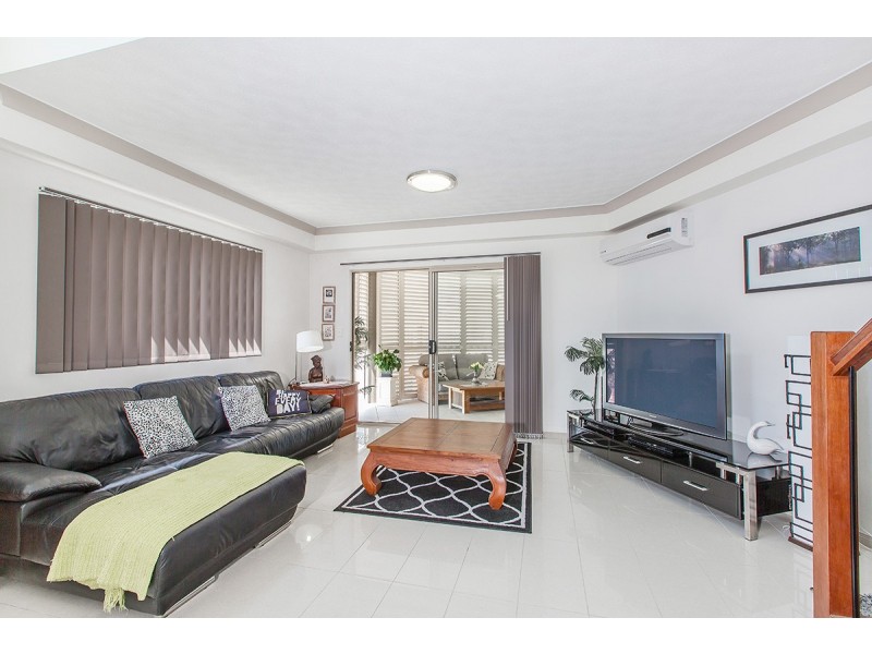 12/7 Annie Street, Woody Point QLD 4019