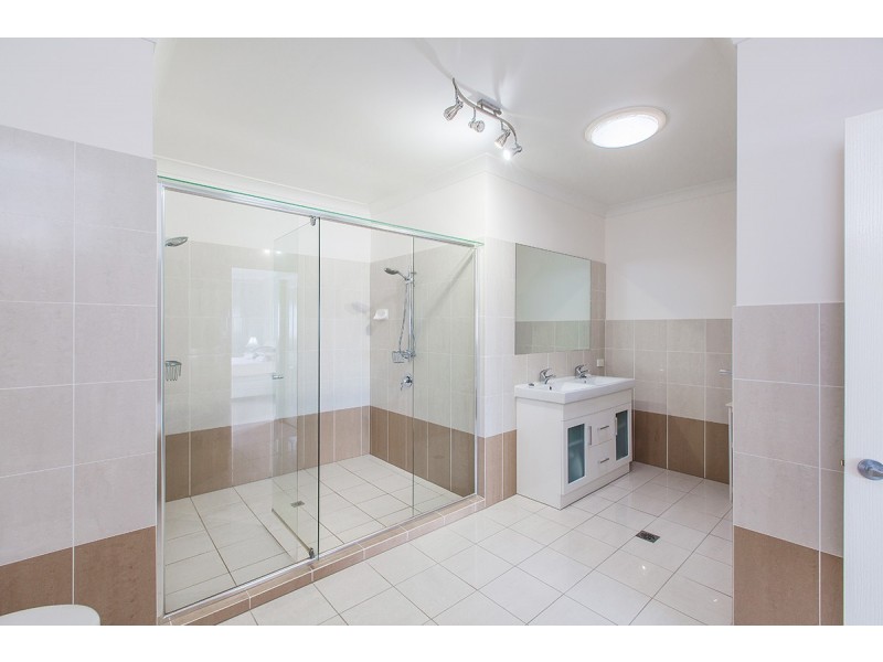 12/7 Annie Street, Woody Point QLD 4019