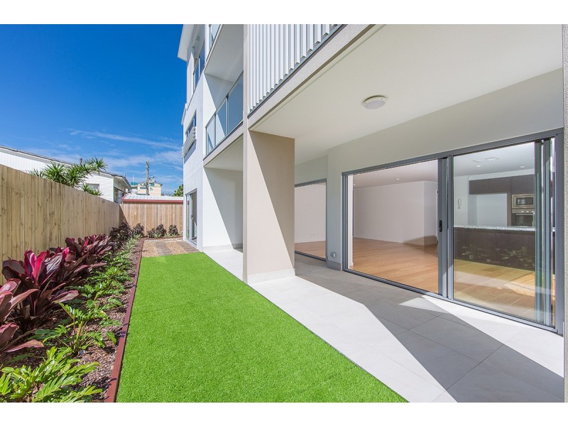 2/14 Webb Street, Margate QLD 4019