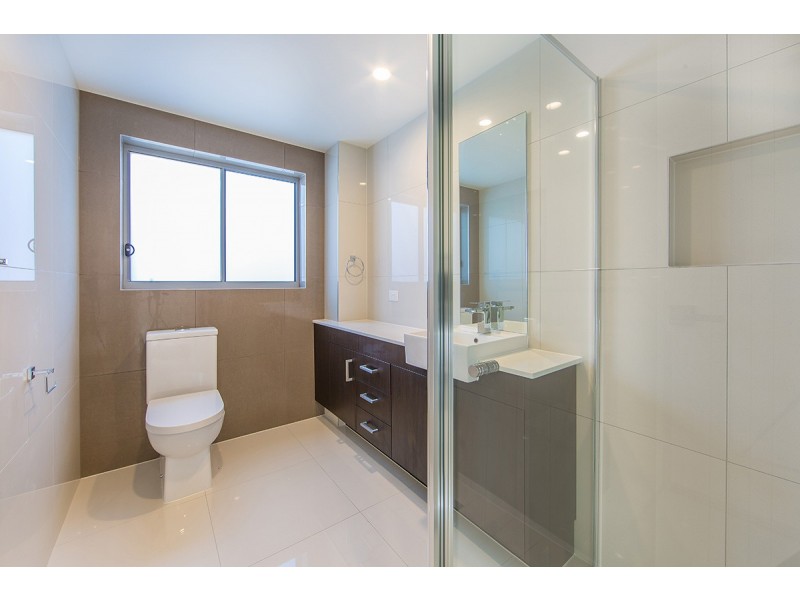 2/14 Webb Street, Margate QLD 4019
