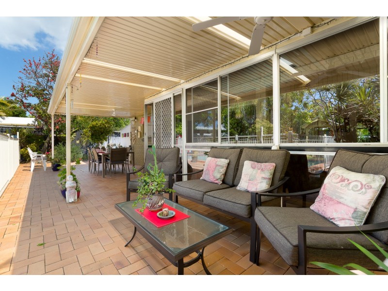 6 Moffatt Street, Scarborough QLD 4020