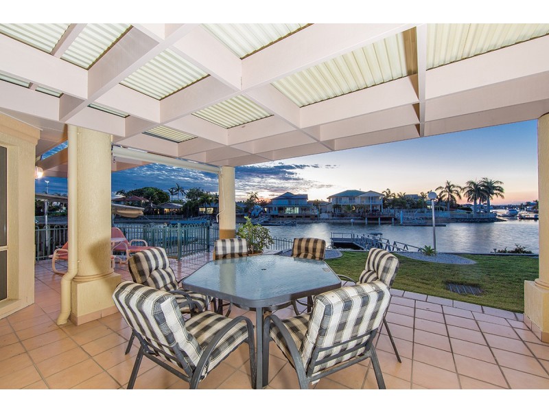 7 Sceptre Court, Newport QLD 4020