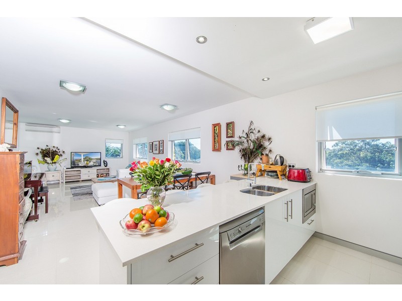 14/80 Hornibrook Esplanade, Clontarf QLD 4019