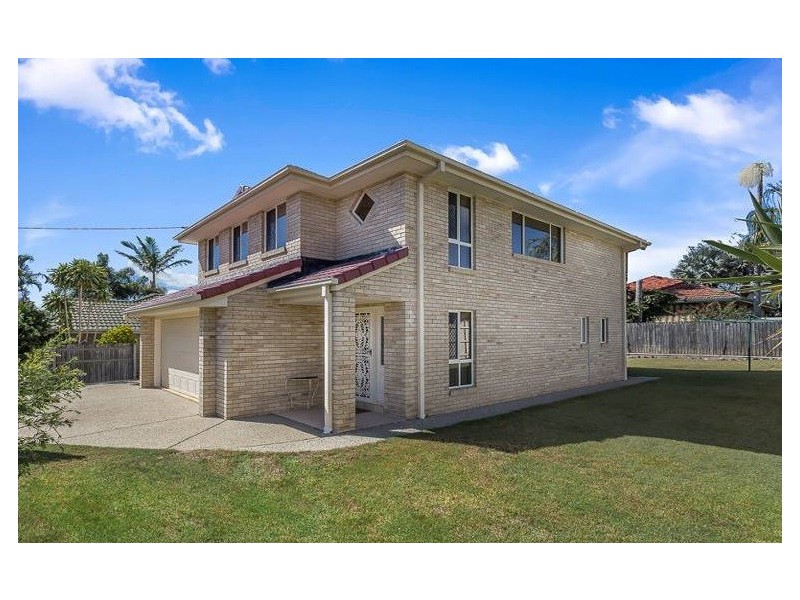 25 Williams Street, Redcliffe QLD 4020